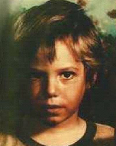 Charles Francis пропал без вести 9 апреля 1979 года в Santa Ana, CA