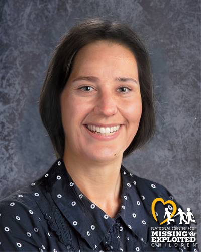 Colleen Simpson пропала без вести 5 октября 1975 года в Bedford, IA Colleen Simpson пропала без вести 5 октября 1975 года в Bedford, IA