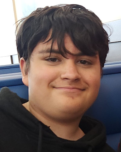 Jarron Arias пропал без вести 19 декабря 2025 года в Fresno, CA