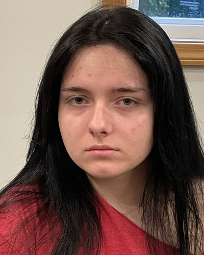 Maggie Place пропала без вести 1 декабря 2025 года в Lexington, MA Maggie Place пропала без вести 1 декабря 2025 года в Lexington, MA