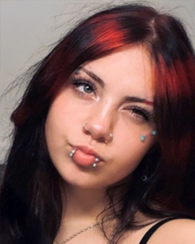 Makena Wade пропала без вести 30 ноября 2025 года в Kansas City, KS Makena Wade пропала без вести 30 ноября 2025 года в Kansas City, KS