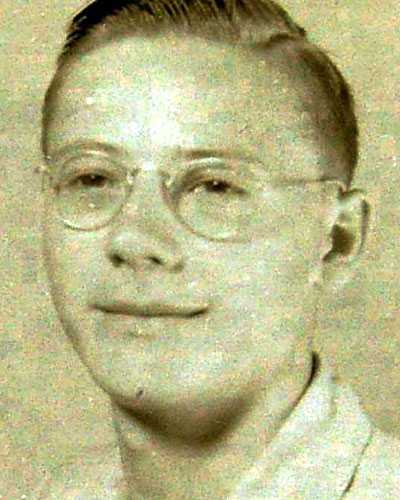 Thomas Richey пропал без вести 11 июля 1950 года в Prospect, OR Thomas Richey пропал без вести 11 июля 1950 года в Prospect, OR
