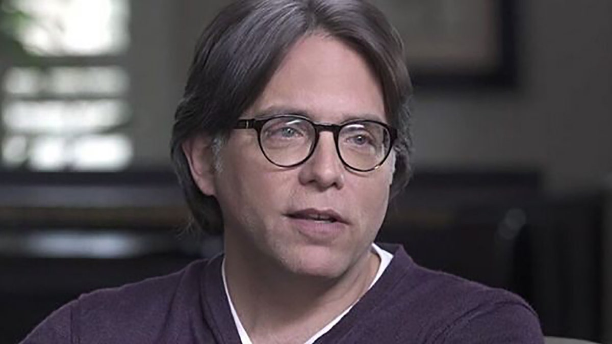 Защита осужденного лидера культа NXIVM обвиняет ФБР в фальсификации доказательств